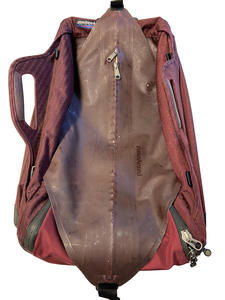 PATAGONIA Red Weathershed Sultan Rolling Wheel Duffel Travel Luggage Case